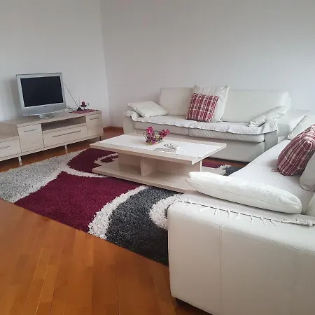Popov Apartmán *